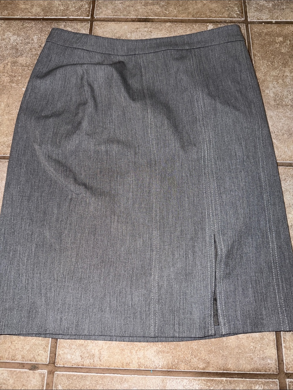 Classic Gray Pencil Skirt - Women's Professional Skirt